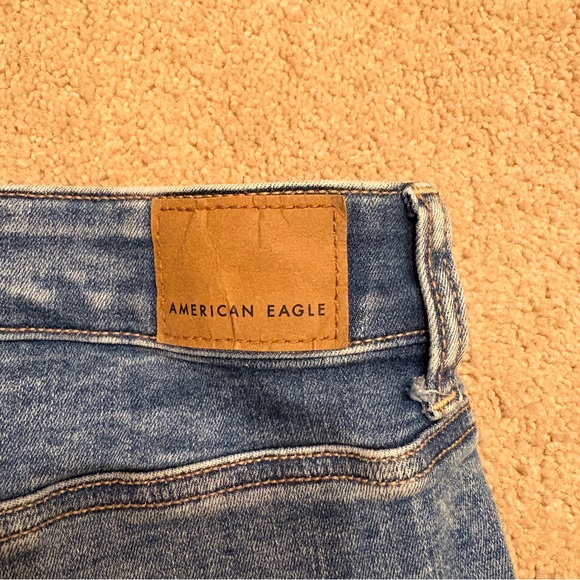 American Eagle Hi Rise Shortie Distressed Denim Shorts Womens Size 10 Festival - Picture 11 of 11